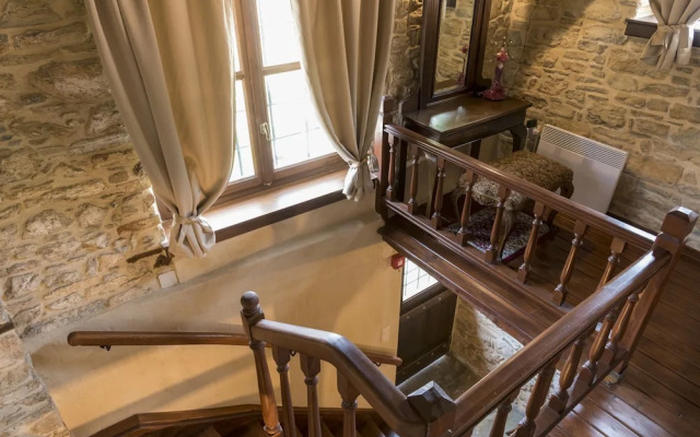 Paradosiako Saratsi - Traditional Guest House