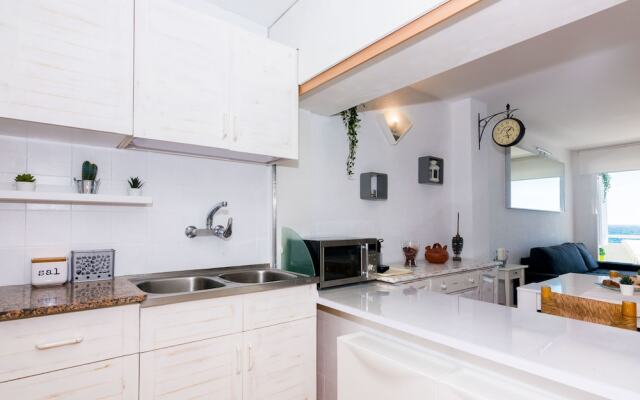 HomeHolidaysRentals Mariluz