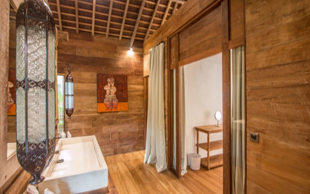 Marika Sawah Villas-6Bedroom Private Pool