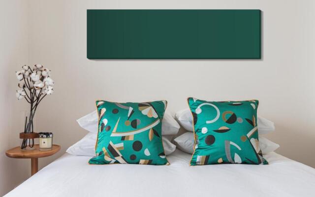 Ostay Shin-Osaka Hotel Apartment