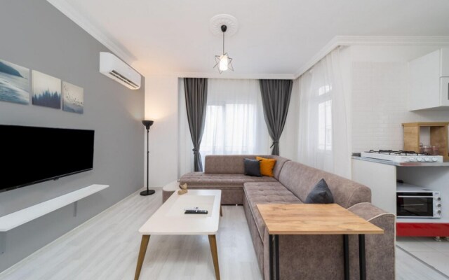 Fantastic Flat in Antalya With Shared Garden