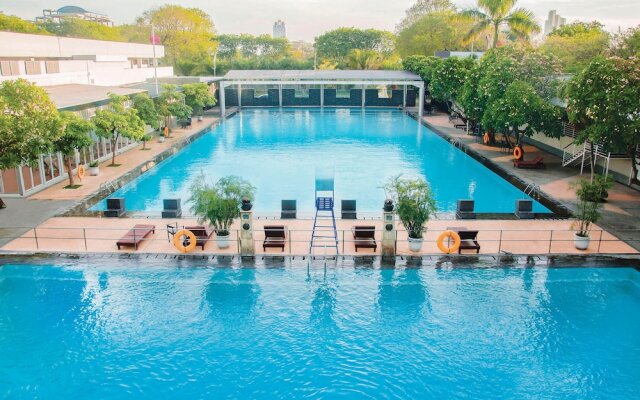 Whiz Residence Darmo Harapan Surabaya