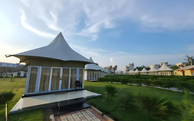 Luxury Banyan Tree Resort