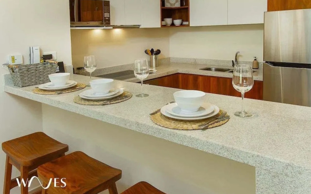 2 Br. Roof W/infinity Pool + Jacuzzi Spacious