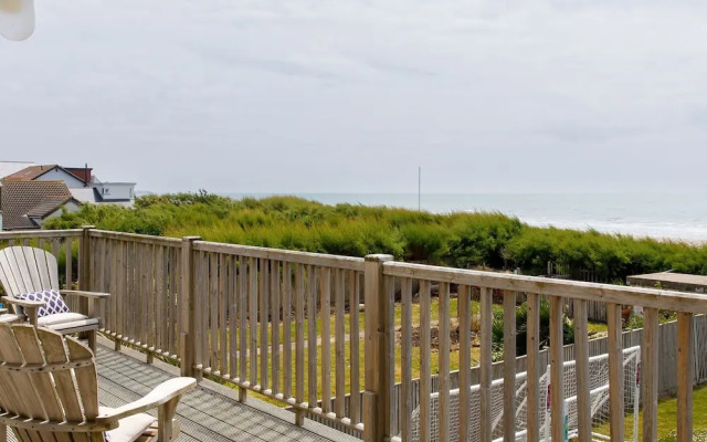 Hamptons Style Lux Beach House