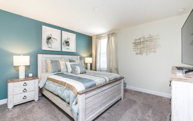 1669 Moonvalley Drive