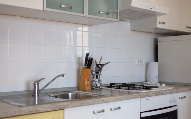 Rajna - 100 m From sea - A1 Crveni