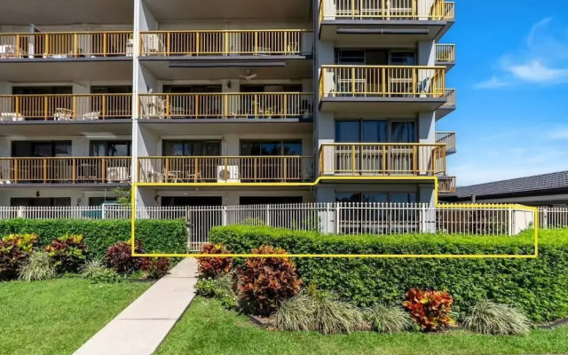 Rainforest Reef Retreat - Esplanade Ground-floor Apartment