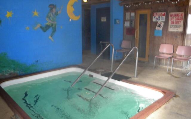 Blue and White Motel