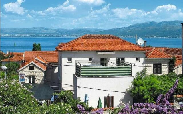 Adel - 70 m from beach - SA3(2)