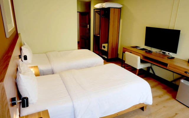 Siri Oriental Bangkok Hotel