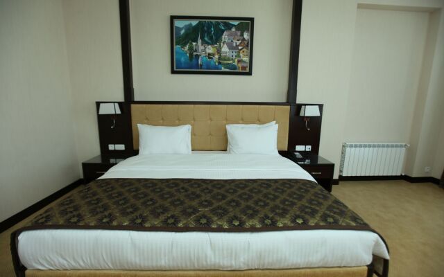 Harmony Hotel Baku