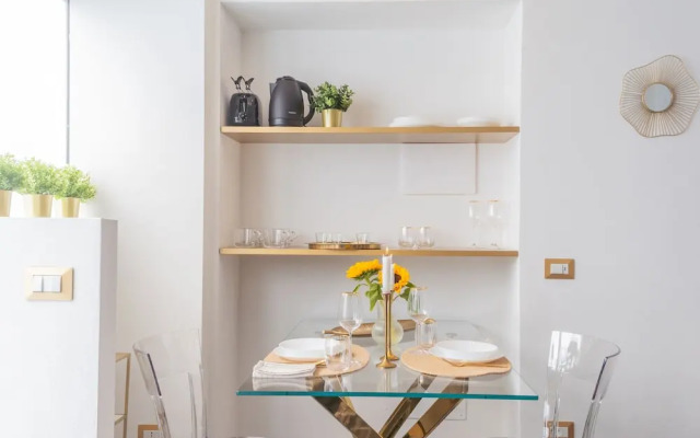 Como Dreams Apartments - Gold Suite