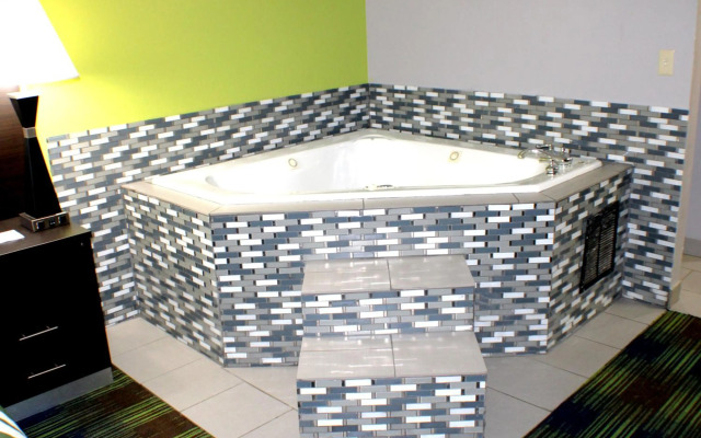 Quality Inn & Suites Bedford West