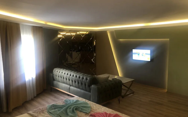H&M Residence