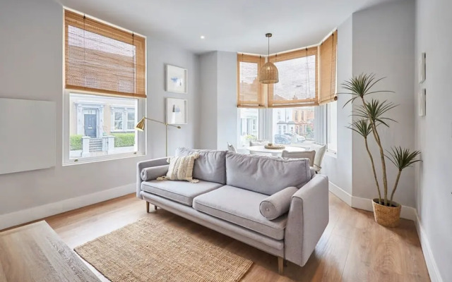 Host Stay Poplar Villas