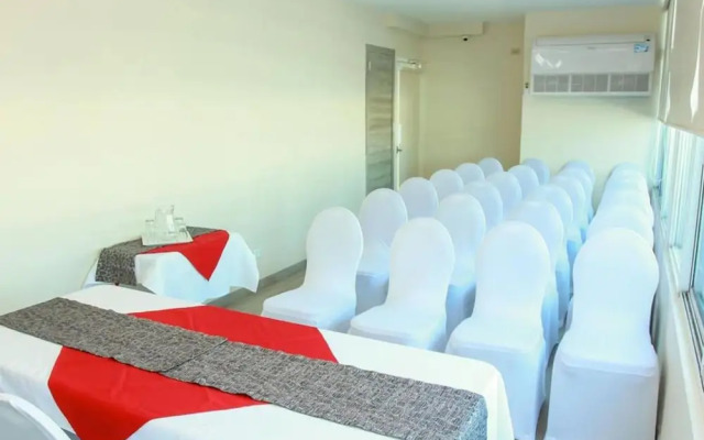 Hotel Bahia Suites