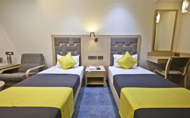 Hotel Sifat International