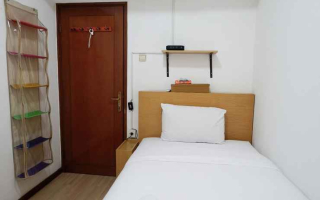 3BR Strategic and Classic Sudirman Tower Condominium By Travelio