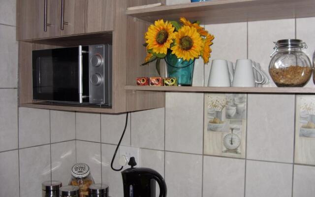 Little Umhlanga. Sunflower suite.