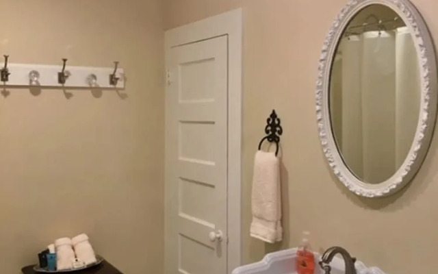 Captain's House on The Lake