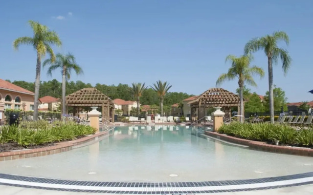 4557 Bella Vida House 6 Bedroom by Florida Star