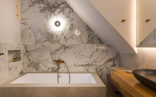 Full House Residence Chania