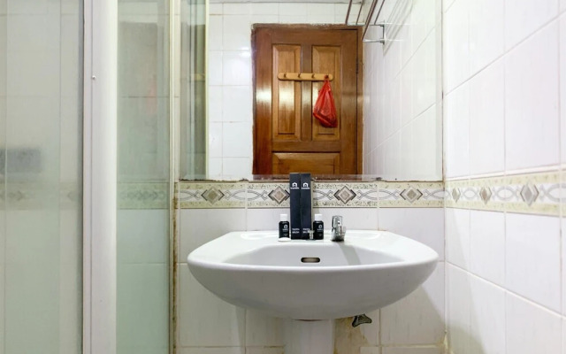 Spacious And Comfy 3Br At Kondominium Juanda Apartment