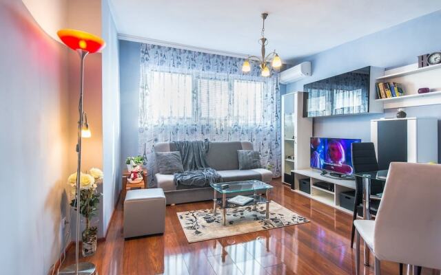 FM Deluxe 1-BDR Apartment - Central Sofia