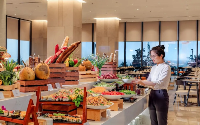 Awaken Danang Hotel