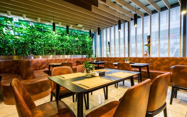 China Mayors Plaza Hotel