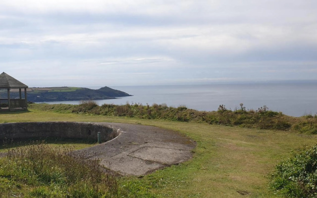 Whitsand Bay Chalet