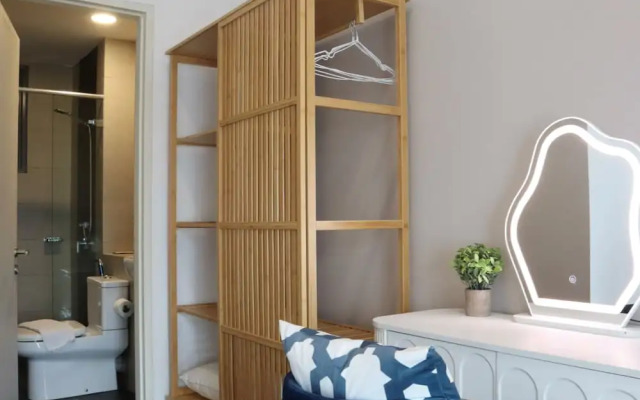 Homesuite' Home at The Loft Imago