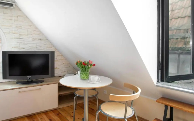 Elite Apartments Rooftop with a View of the Old Town