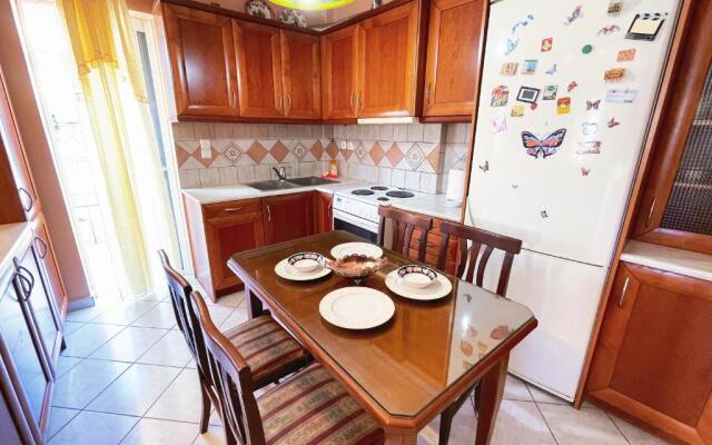 WSD Luxury Cozy 2BD Apt with study & City View Balcony