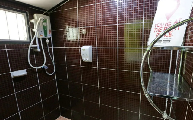 NIDA Rooms Vieng Tha Kan 1112 Garden