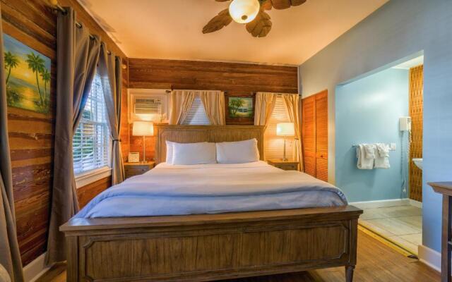 Seascape Tropical Inn - Adult Exclusive