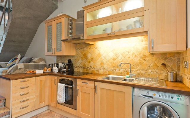 Sweet Inn - Charming Near Guiness