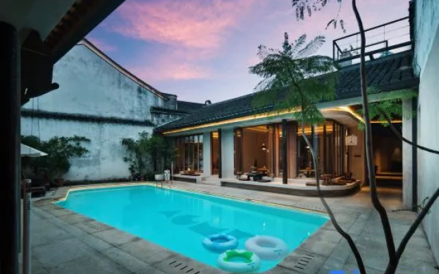 Suzhiji·Nanlou Chunxiao Holiday Homestay (Nanxun Ancient Town Baijianlou Scenic Area) – Pool – Huzhou