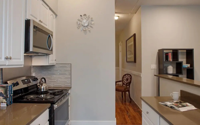 2 Bed Oasis near Forsyth Park