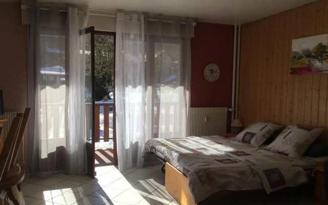 Au Pieds Des 3 Vallees