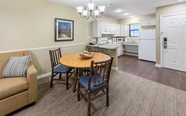 Holiday Inn Club Vacations Piney Shores Resort at Lake Conroe by IHG