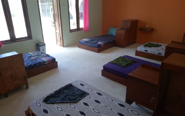 The Warong Nusa Penida - Hostel