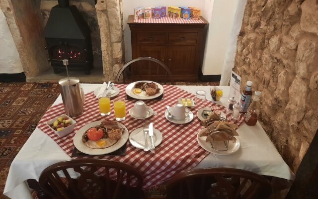 The Colyton White Cottage