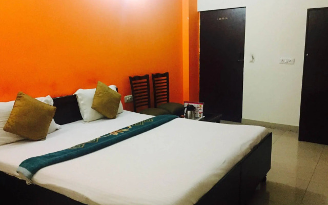 OYO 9148 Hotel Global Inn