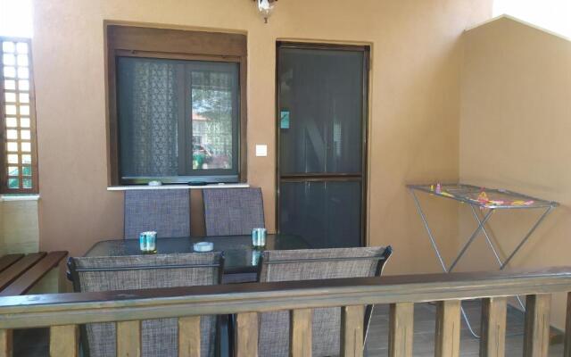 Ioannis Stagkonis House 2