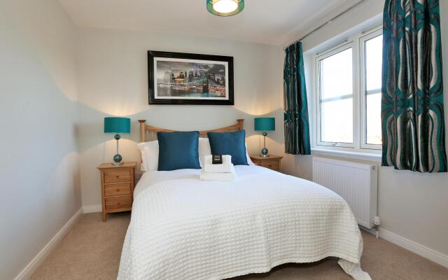 Bright Birchlee Home in Inverurie, Scotland