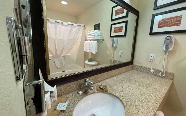 Country Inn & Suites by Radisson, Bend, OR