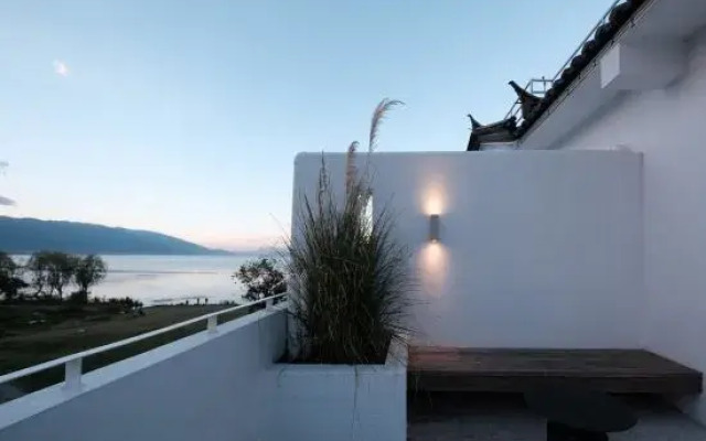 cloudland seaview  hotel