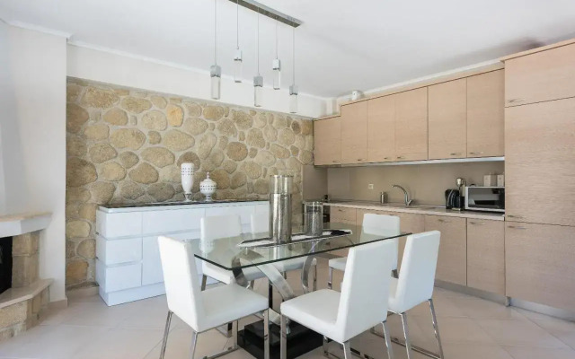 #Luxlikehome - Siviri J&B House